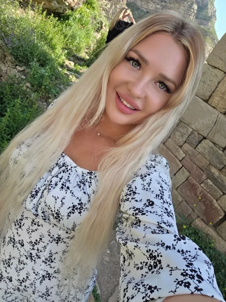 Alina 777